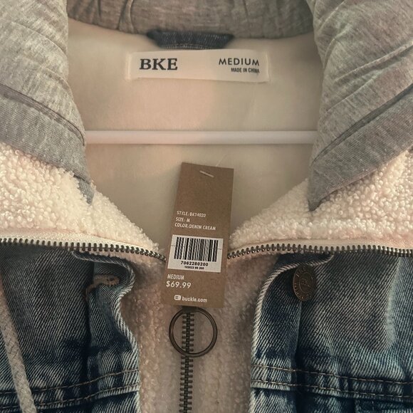 BKE Hooded Jean Jacket NWT - Picture 7 of 7